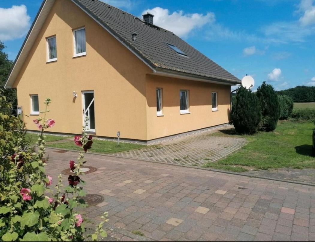 Ferienwohnung Matthias Plath Lancken-Granitz Bei Ostseebad Binz Und Sellin エクステリア 写真